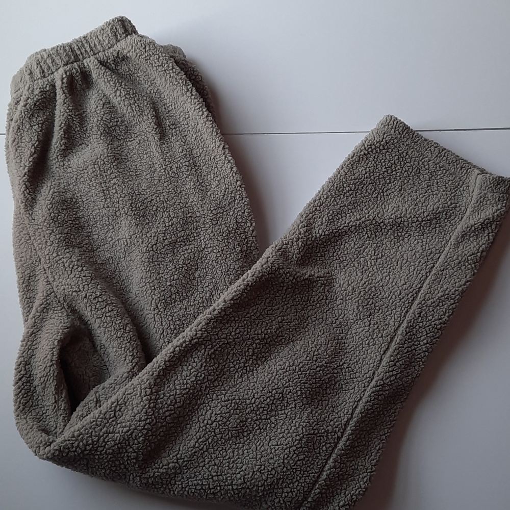 SHEIN NWOT grey fleece crop lounge set cardigan - Picture 4 of 4